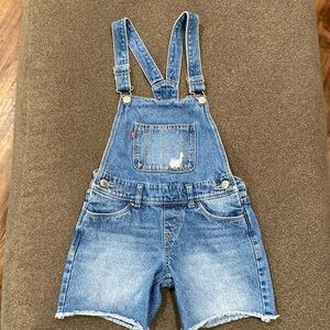 Girls Levi’s Shortalls size 8